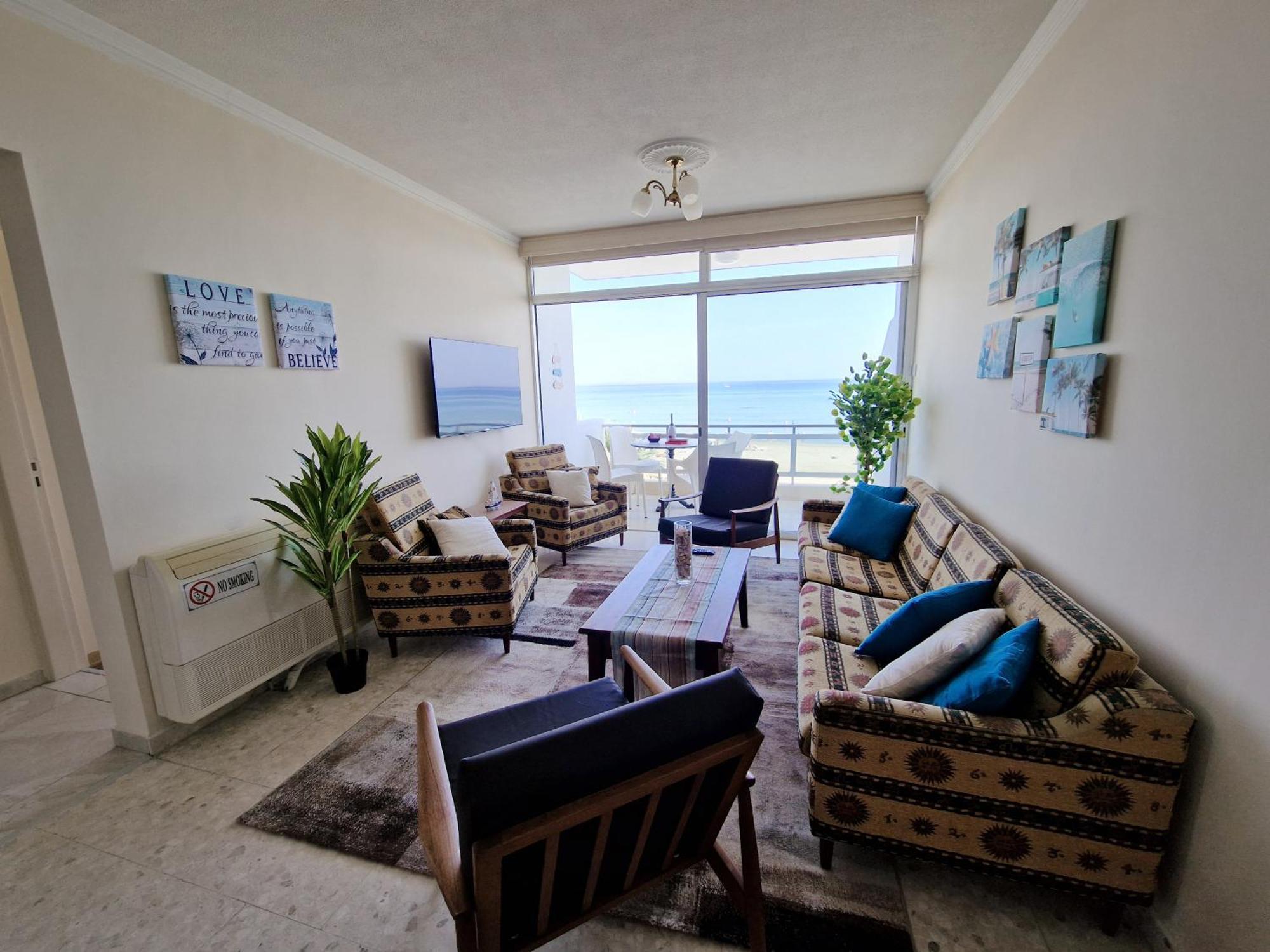 Makenzy Sandy Beachfront Paradise Lárnaca Exterior foto